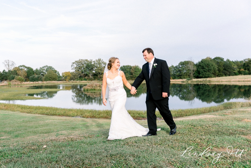 Fall Outdoor Wedding Hewlett Barn Ashton Justin Lindsay